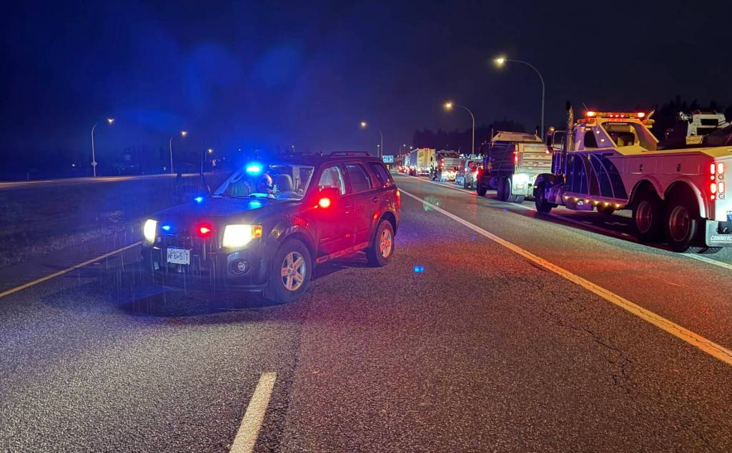 Highway 1 near Abbotsford closed due to flooding