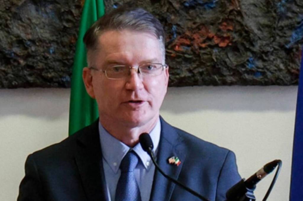 U.S. diplomat Shawn Crowley to speak at Abbotsford chamber event